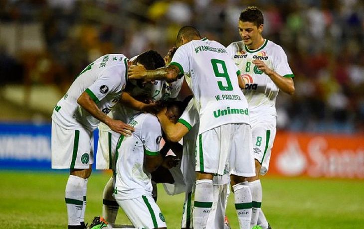 Festejo de Chapecoense en Venezuela