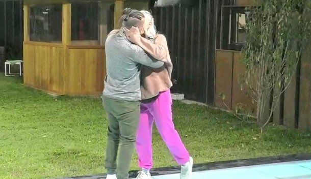 Cumplieron la promesa: el beso entre Juan y Lucila en Gran Hermano