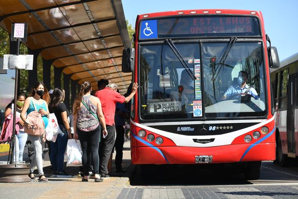 Qué líneas hacen paro de colectivos
