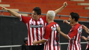 estudiantes lo dio vuelta y gano en la plata estudiantes lo dio vuelta y gano en la plata