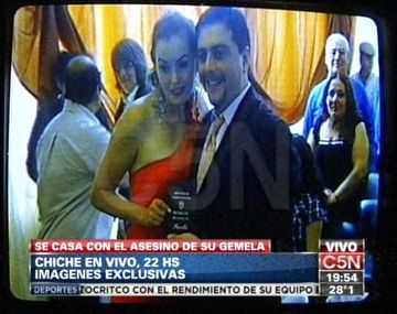 La polémica boda de la gemela y el asesino de su hermana