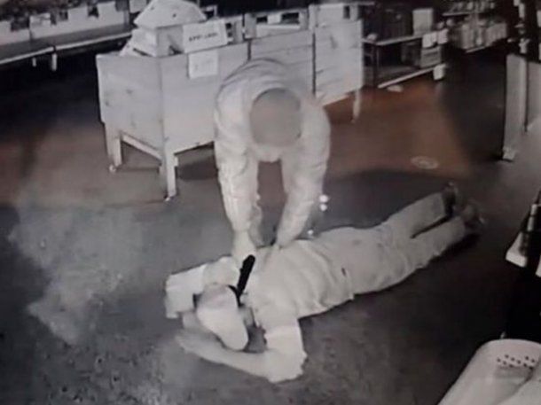 Córdoba: confunden a cliente con dueño de verdulería y lo balean en el cuello