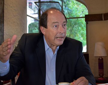 Sanz quiere dividir la Provincia en tres