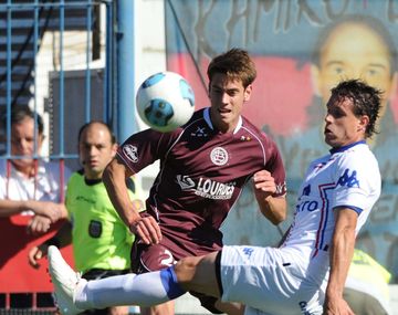 Lanús superó con lo justo a Tigre en un final para el infarto