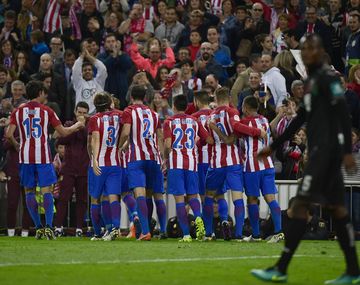 Atlético Madrid aplastó a Granada en el Vicente Calderón