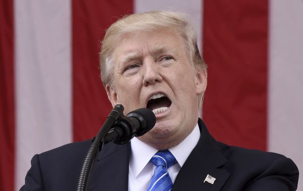 Renunció el vocero de Donald Trump