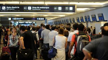 aeroparque: tras la niebla, se normalizan los vuelos aeroparque: tras la niebla, se normalizan los vuelos