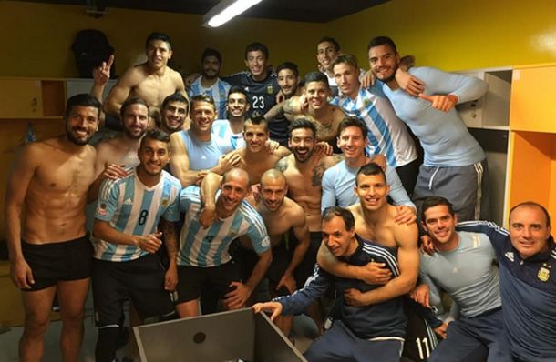 Vamos Argentina, la foto del festejo en el vestuario